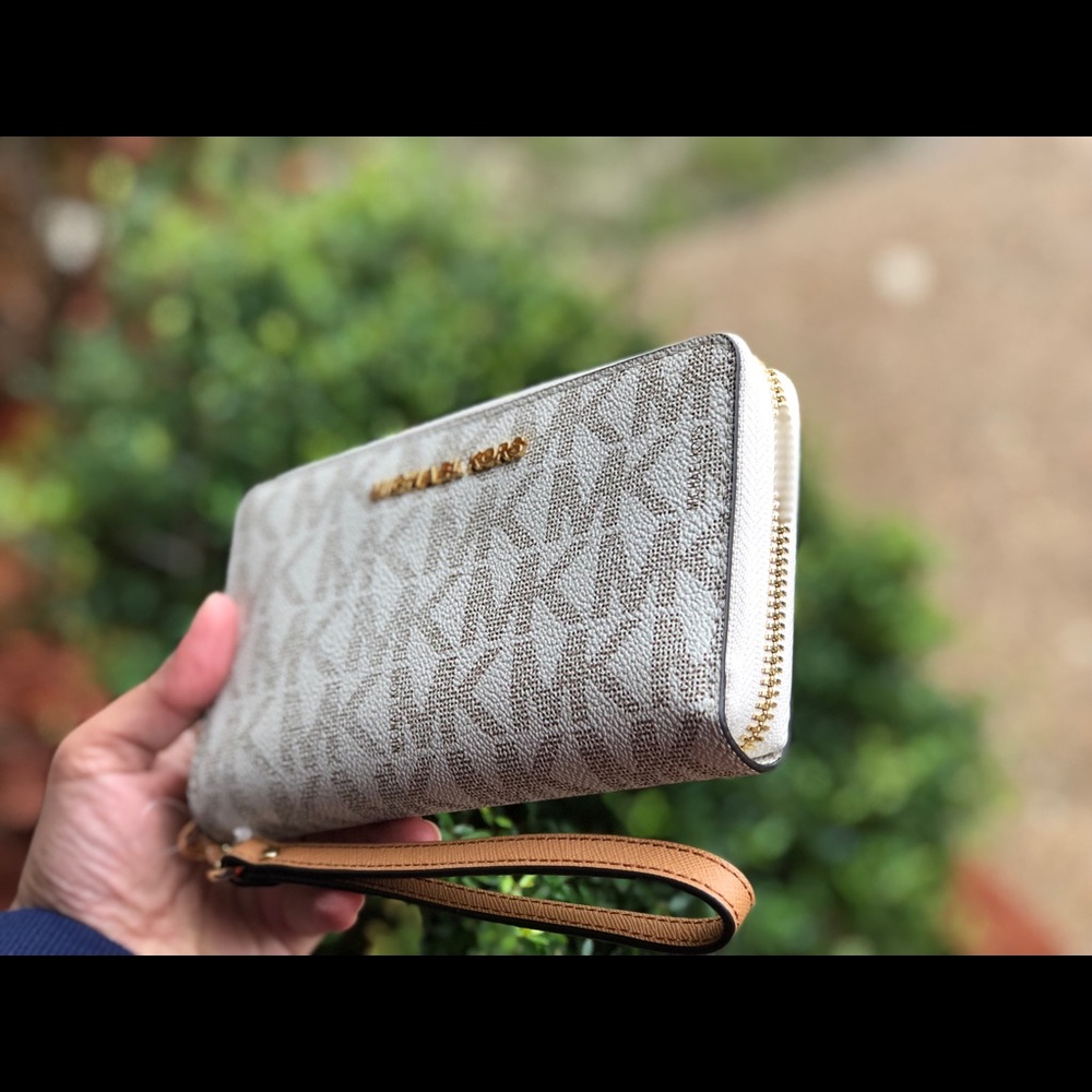 Michael kors jet set travel LG flat phone case - Picture 2 of 7